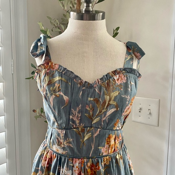 Christy Lynn Mia Dress - Blue Brocade size M - Picture 12 of 16